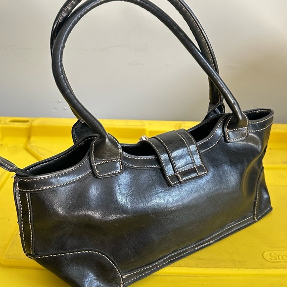 Mondani NYC Black Faux Leather Shoulder Bag - Picture 5 of 8